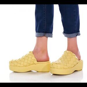 Circus NY by Sam Edelman Julieta Clog Mules Platform Shoes Quilted Yellow 6.5